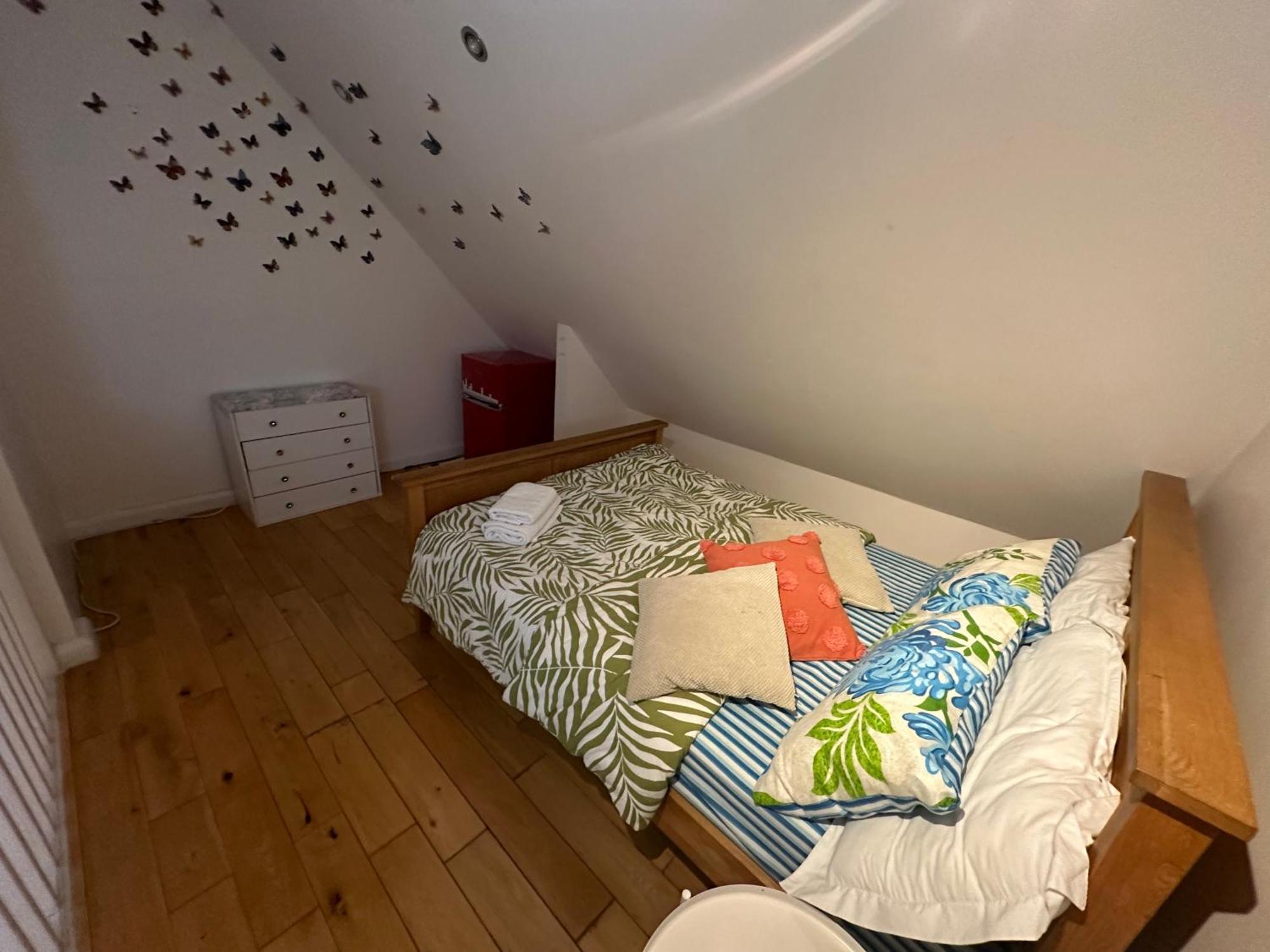 Cozy Rooms Near Central Лондон Экстерьер фото