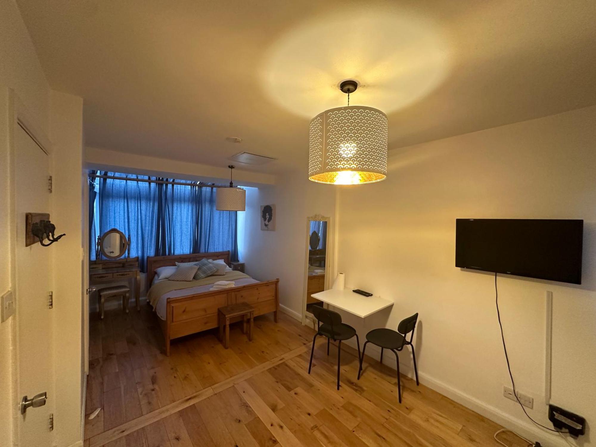 Cozy Rooms Near Central Лондон Экстерьер фото