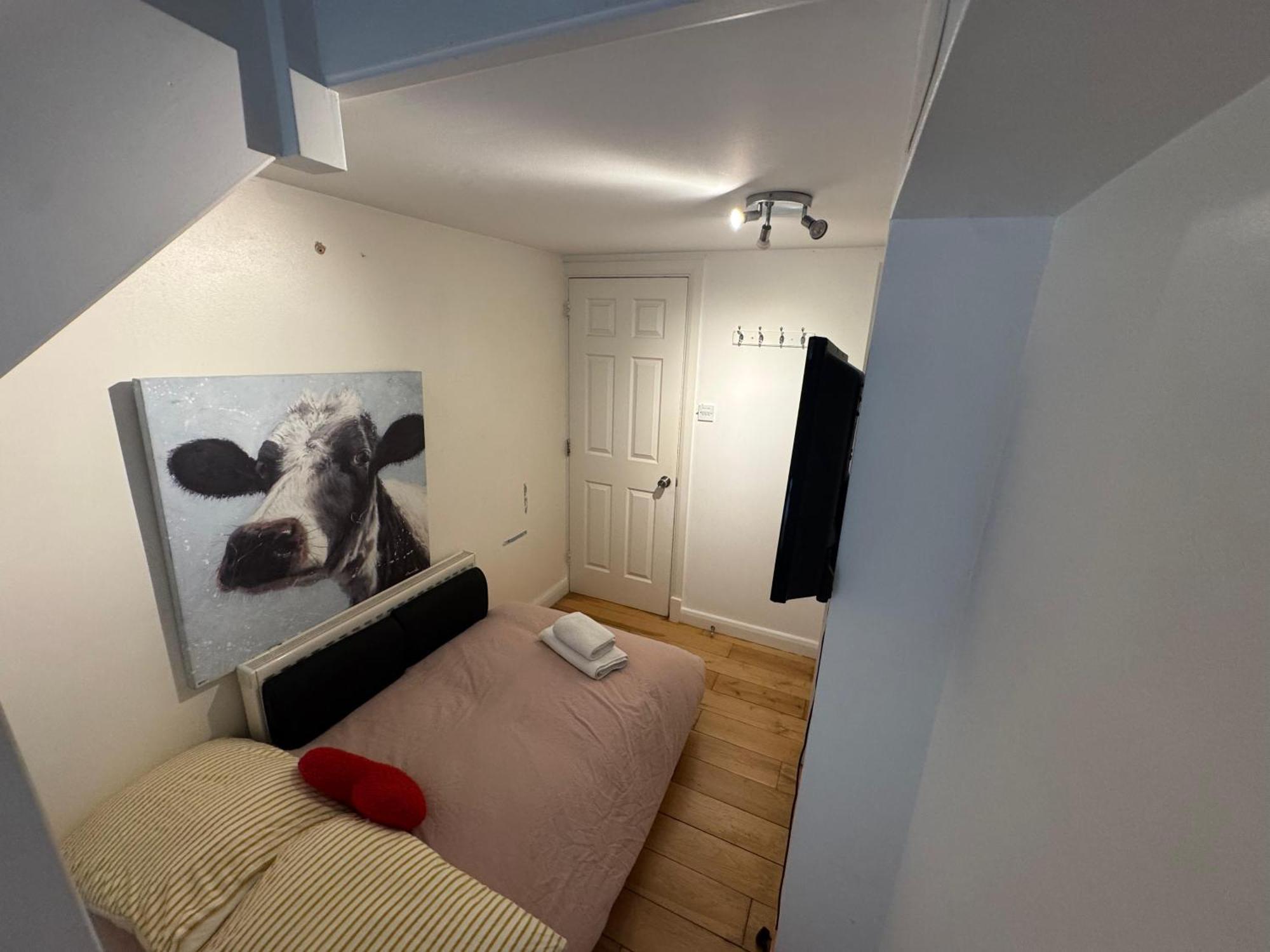 Cozy Rooms Near Central Лондон Экстерьер фото
