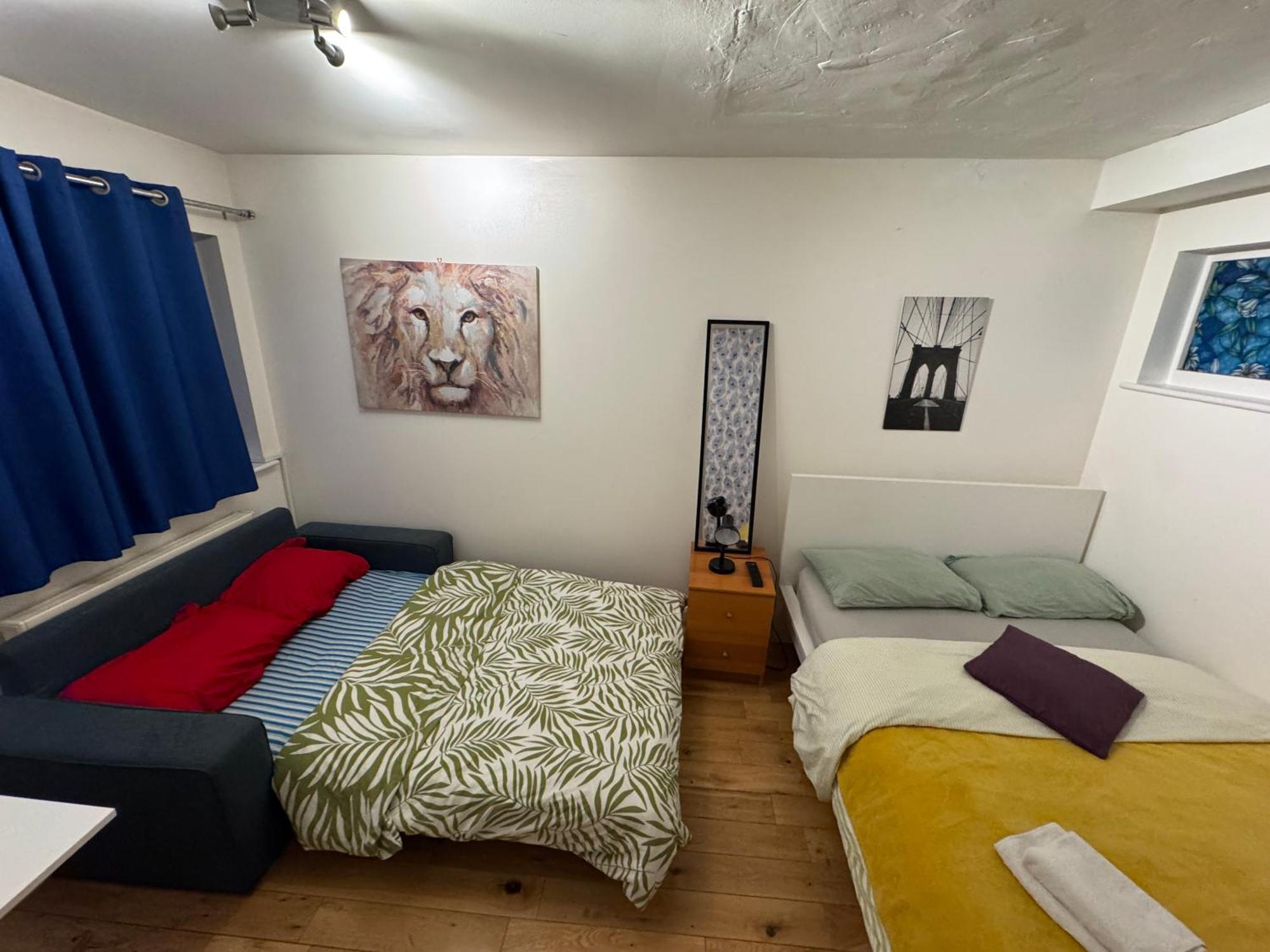 Cozy Rooms Near Central Лондон Экстерьер фото