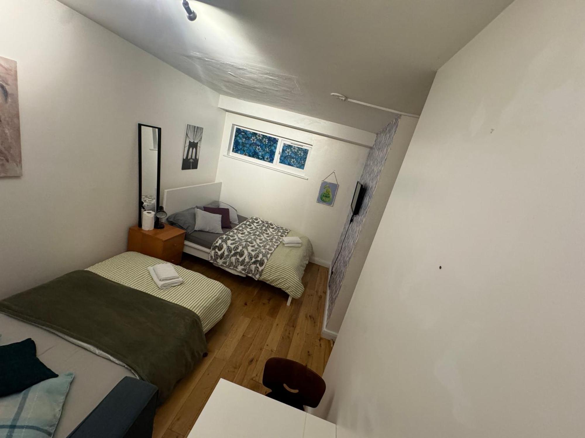 Cozy Rooms Near Central Лондон Экстерьер фото